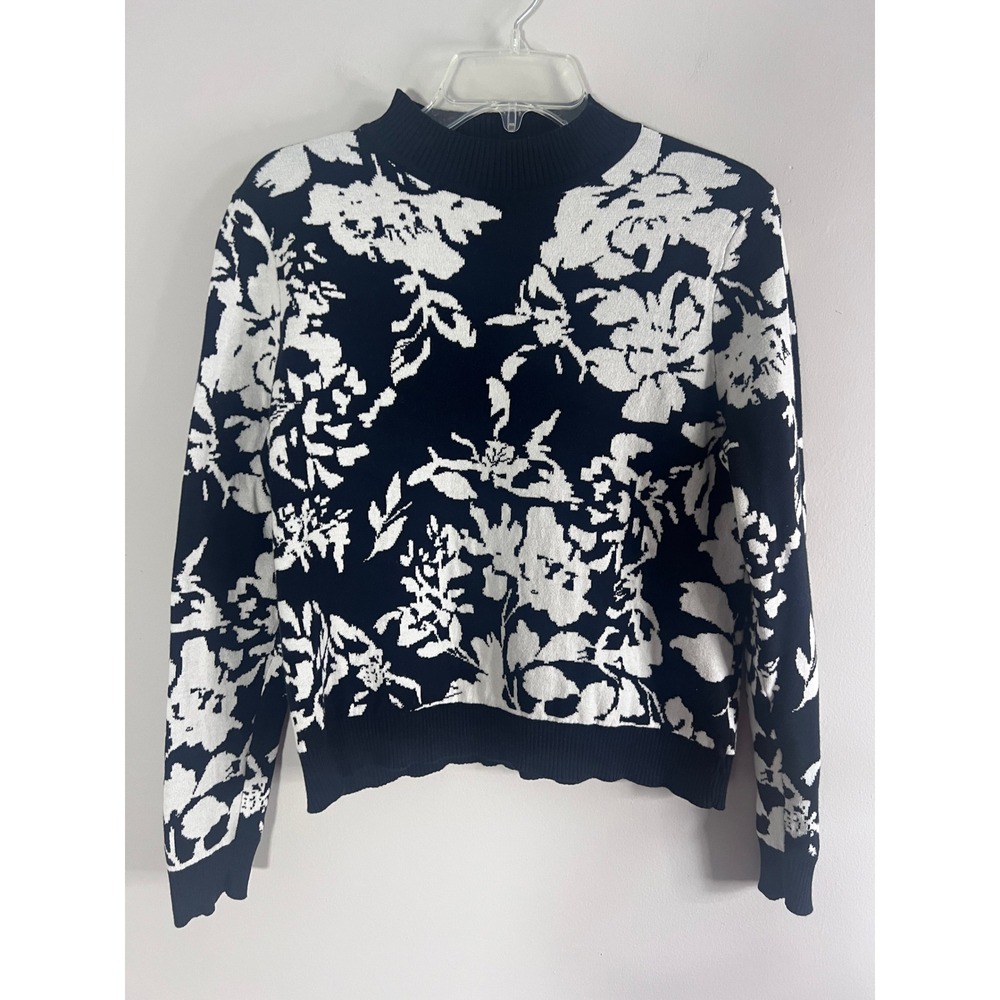Amour Vert Organic Cotton Floral Mock Neck Sweater Black White M